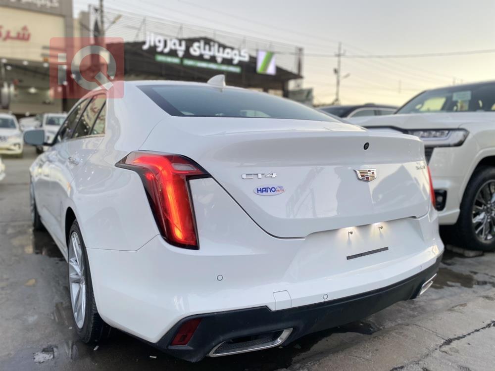 کادیلاک CT4